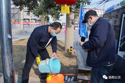 關(guān)鍵時(shí)刻，黨員挺身而出